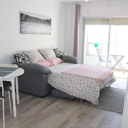 Charming Studio Nerja With Pool Luaran gambar