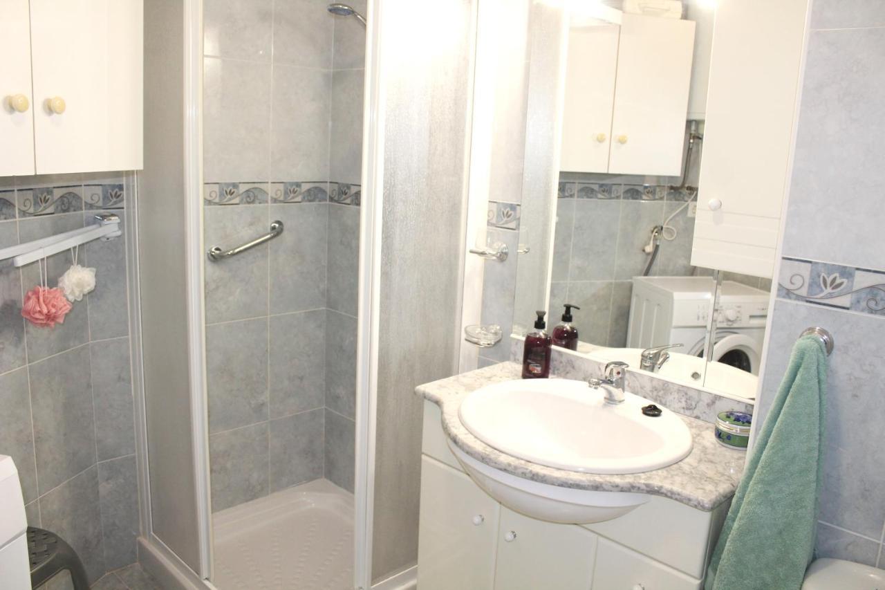 Charming Studio Nerja With Pool Luaran gambar